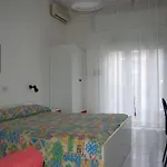 Wally ホテル